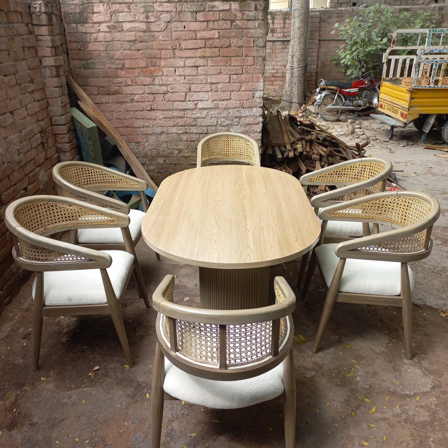 Birdy ratan style dining set