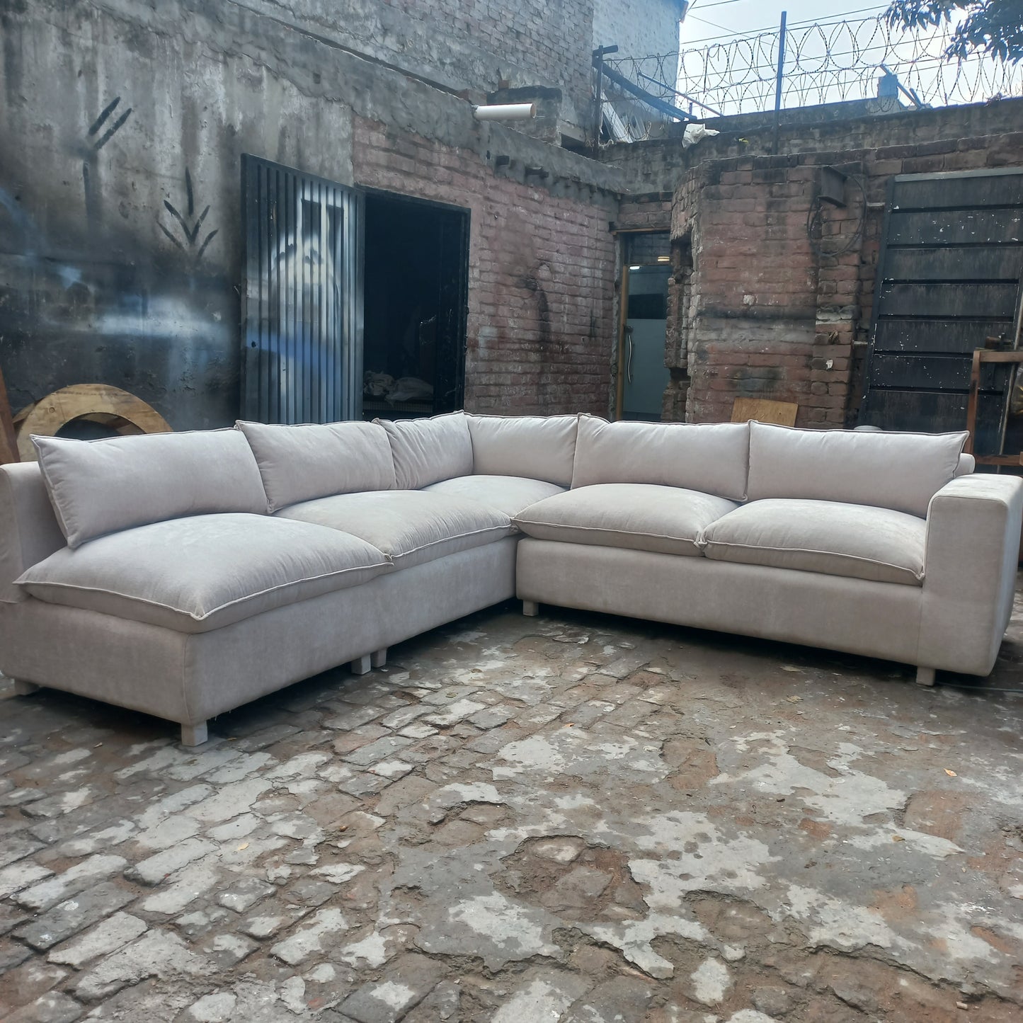 Cloud sofa ( 7 seater )