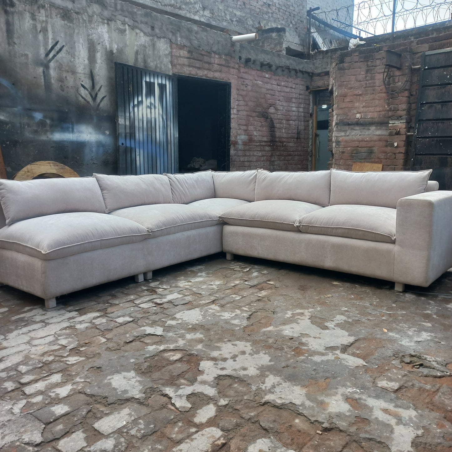 Cloud sofa ( 7 seater )