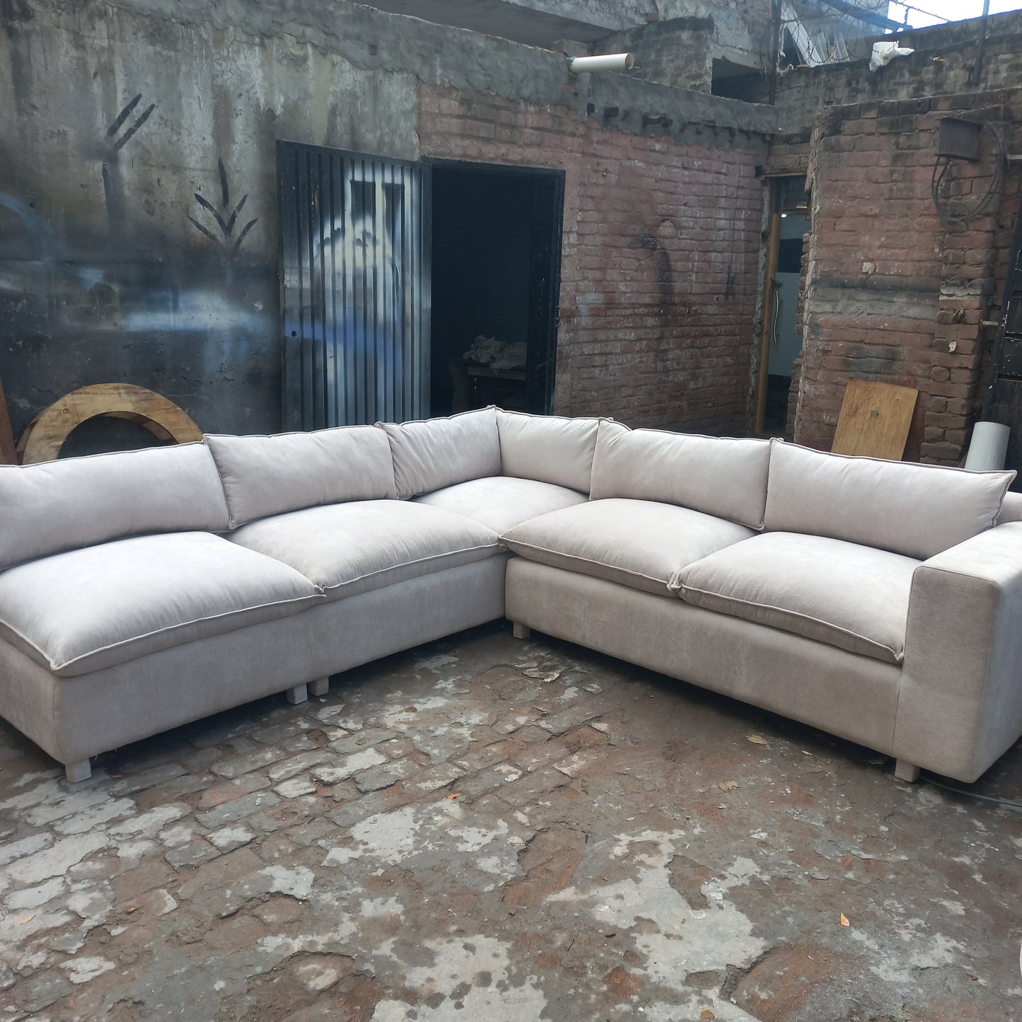 Cloud sofa ( 7 seater )