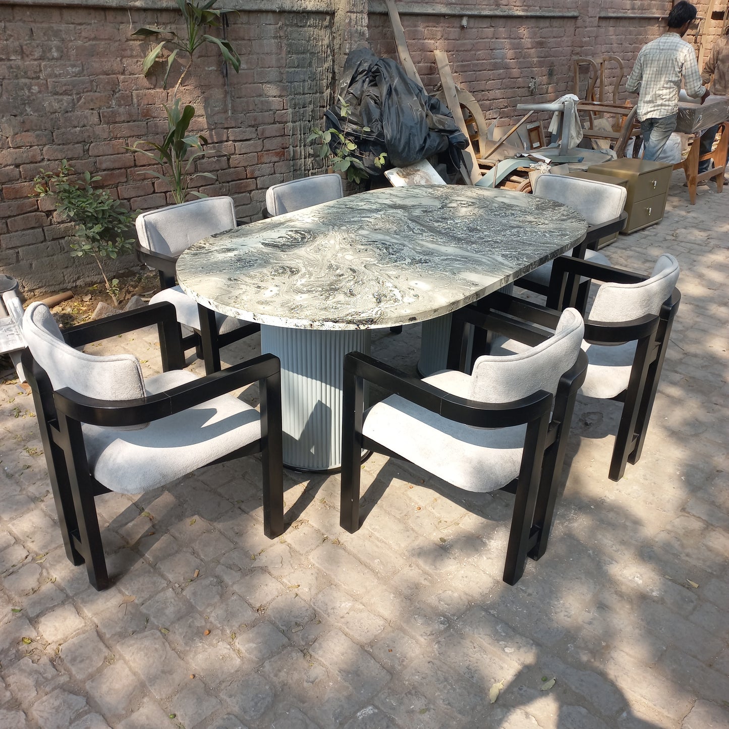 Moon dining set