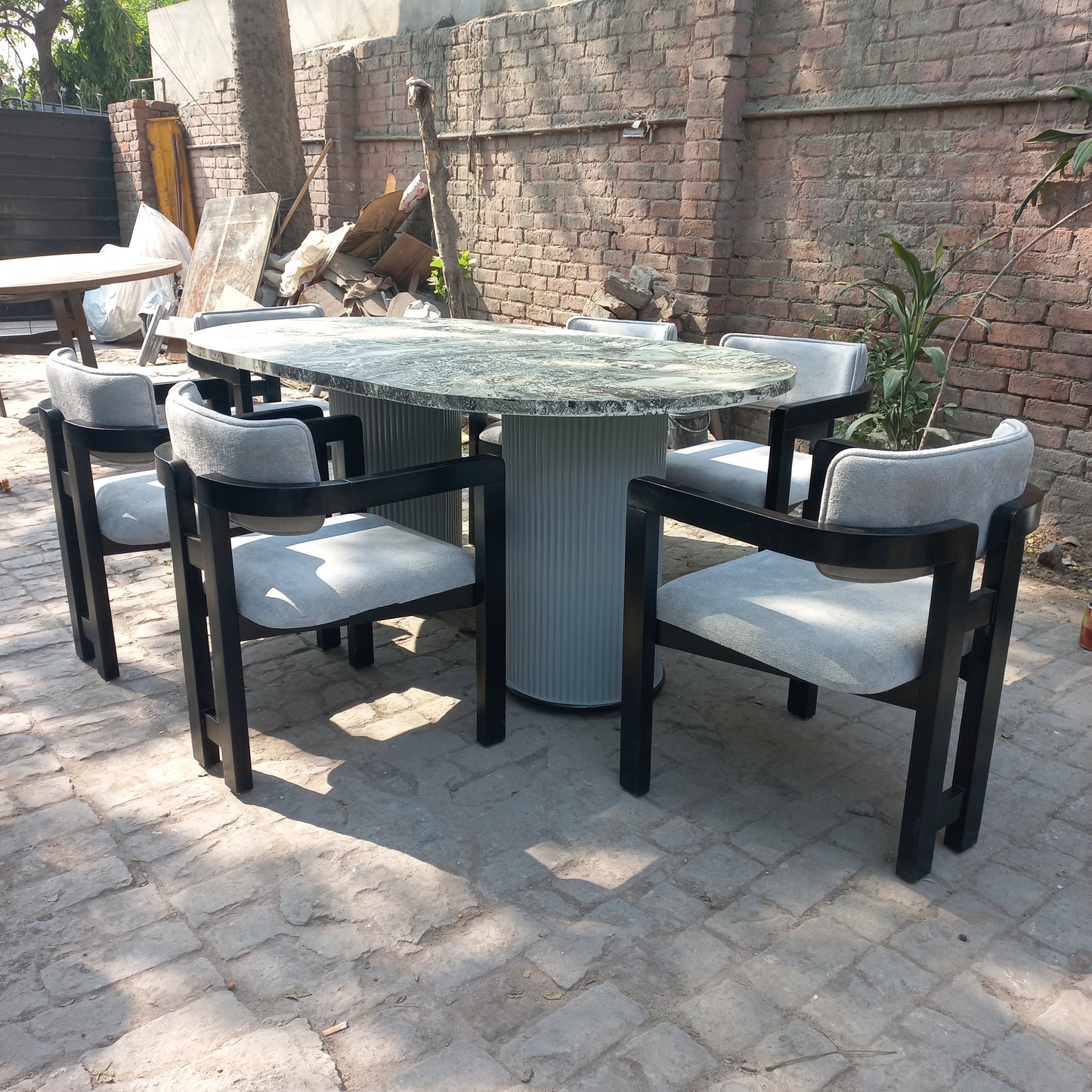 Moon dining set