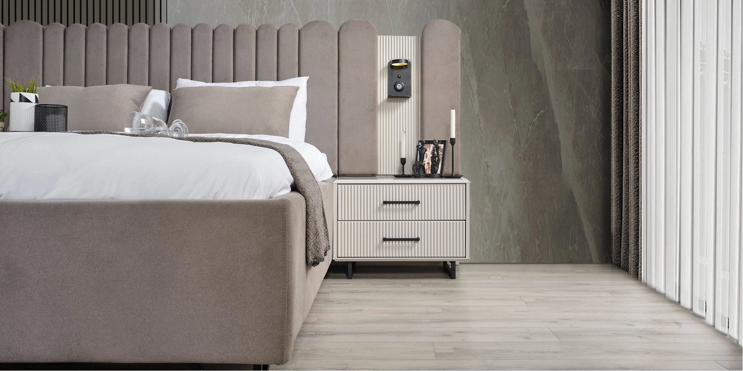 Black Line Bed Set