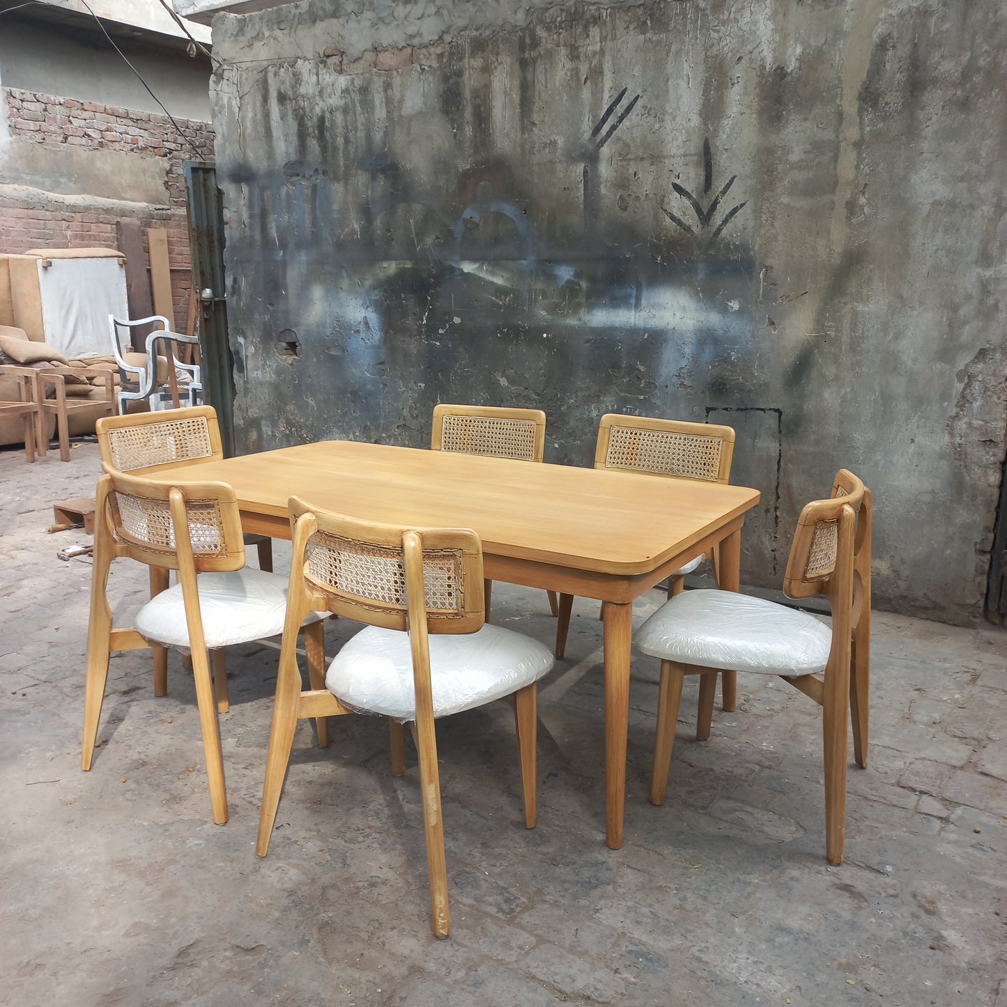 Classico ratan dining set