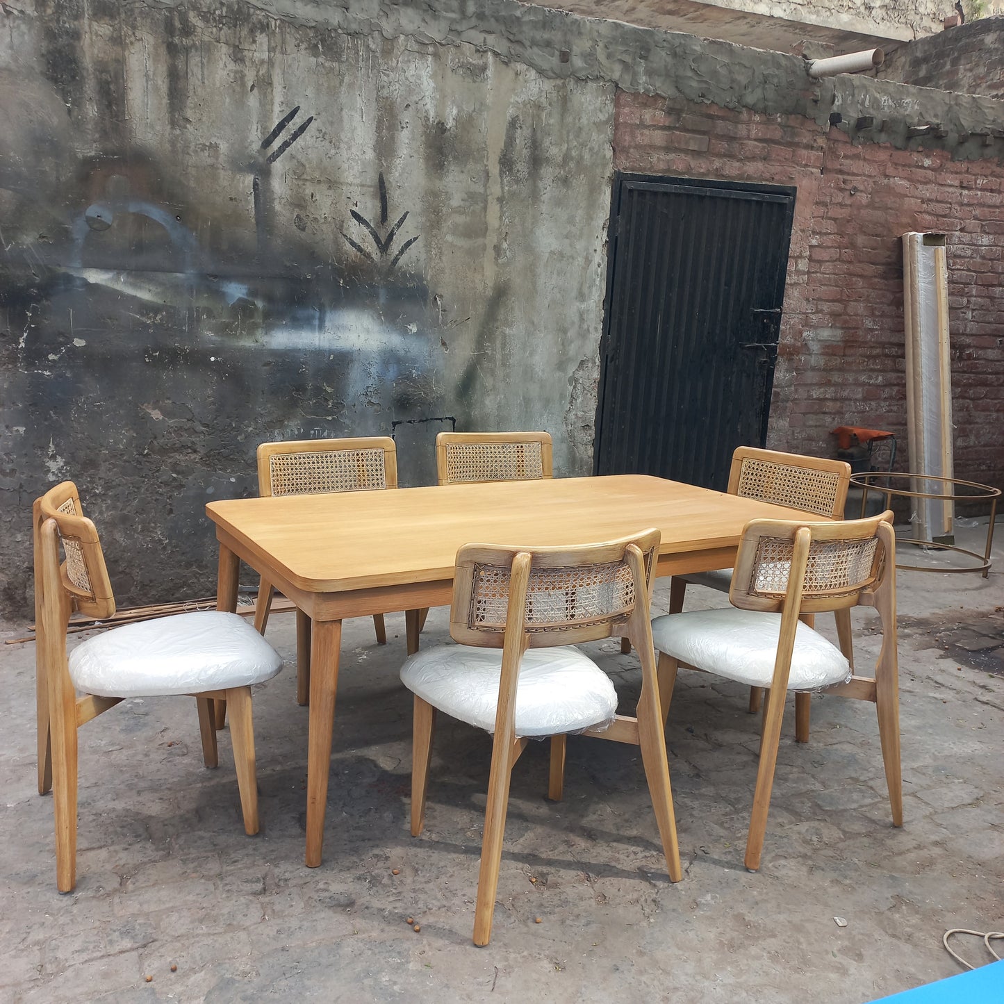Classico ratan dining set