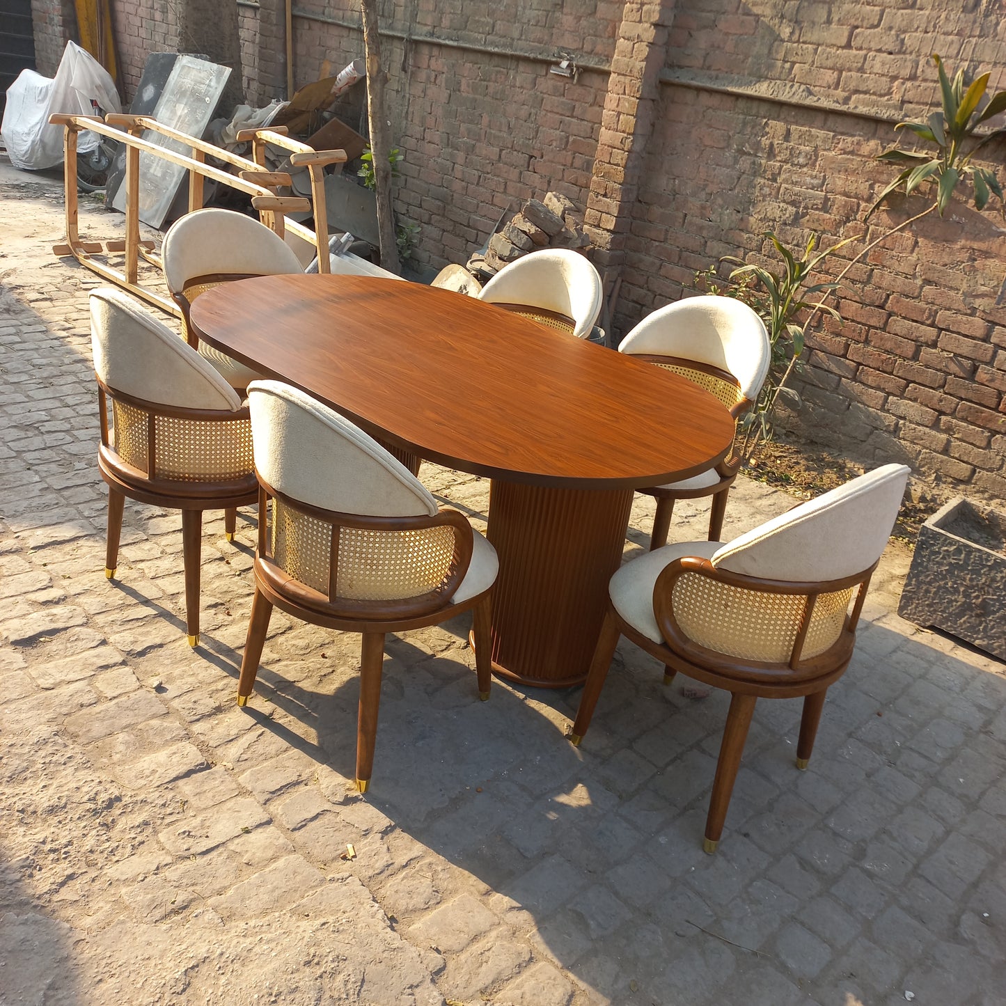 Pentagon ratan dining set