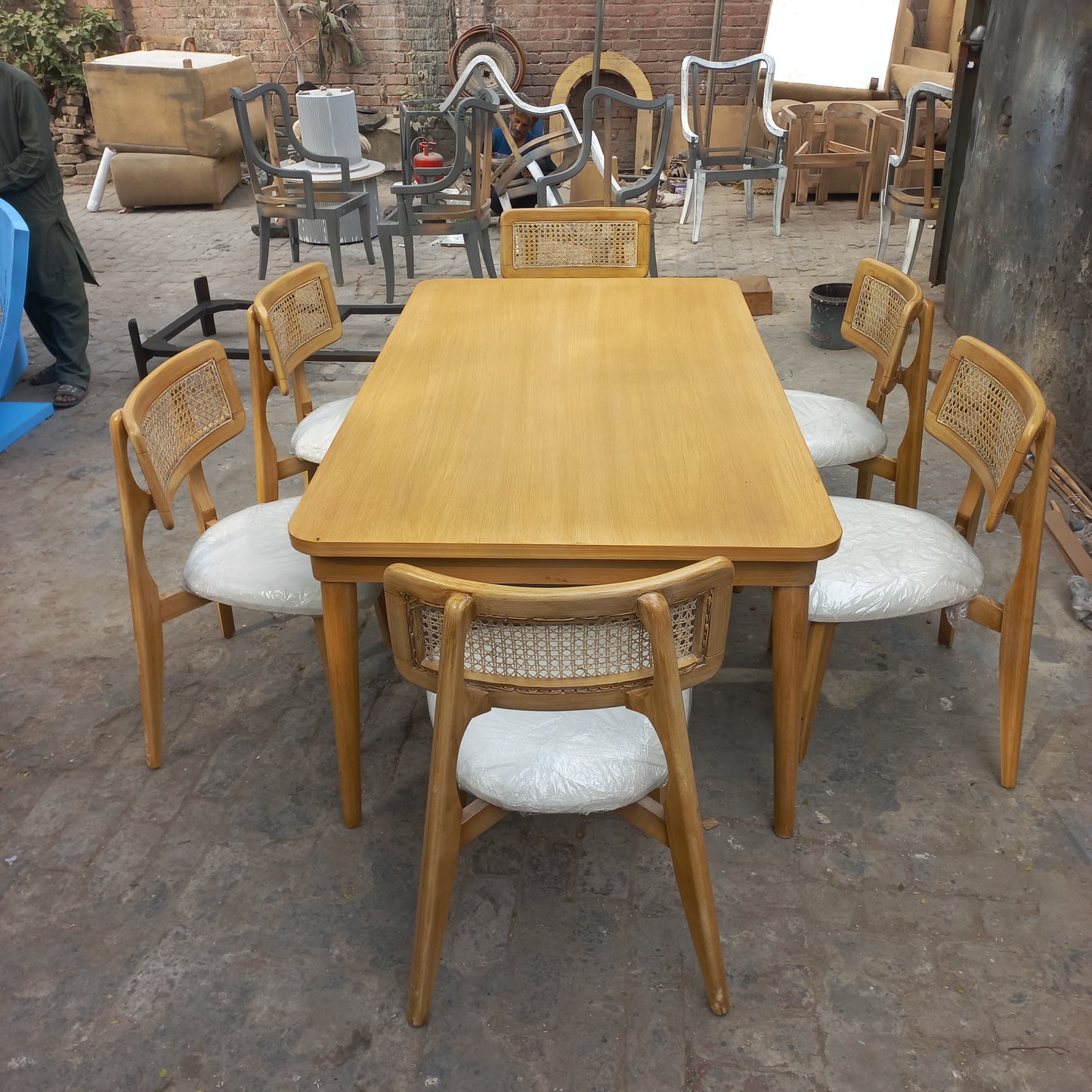 Classico ratan dining set