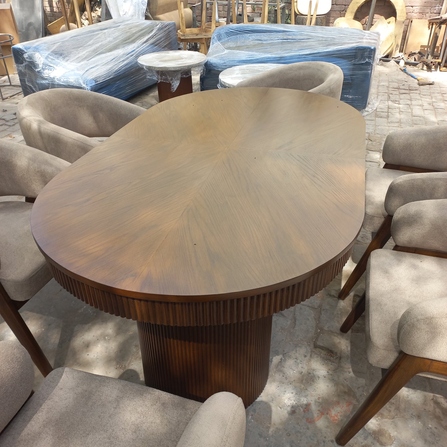 Insignia dining set