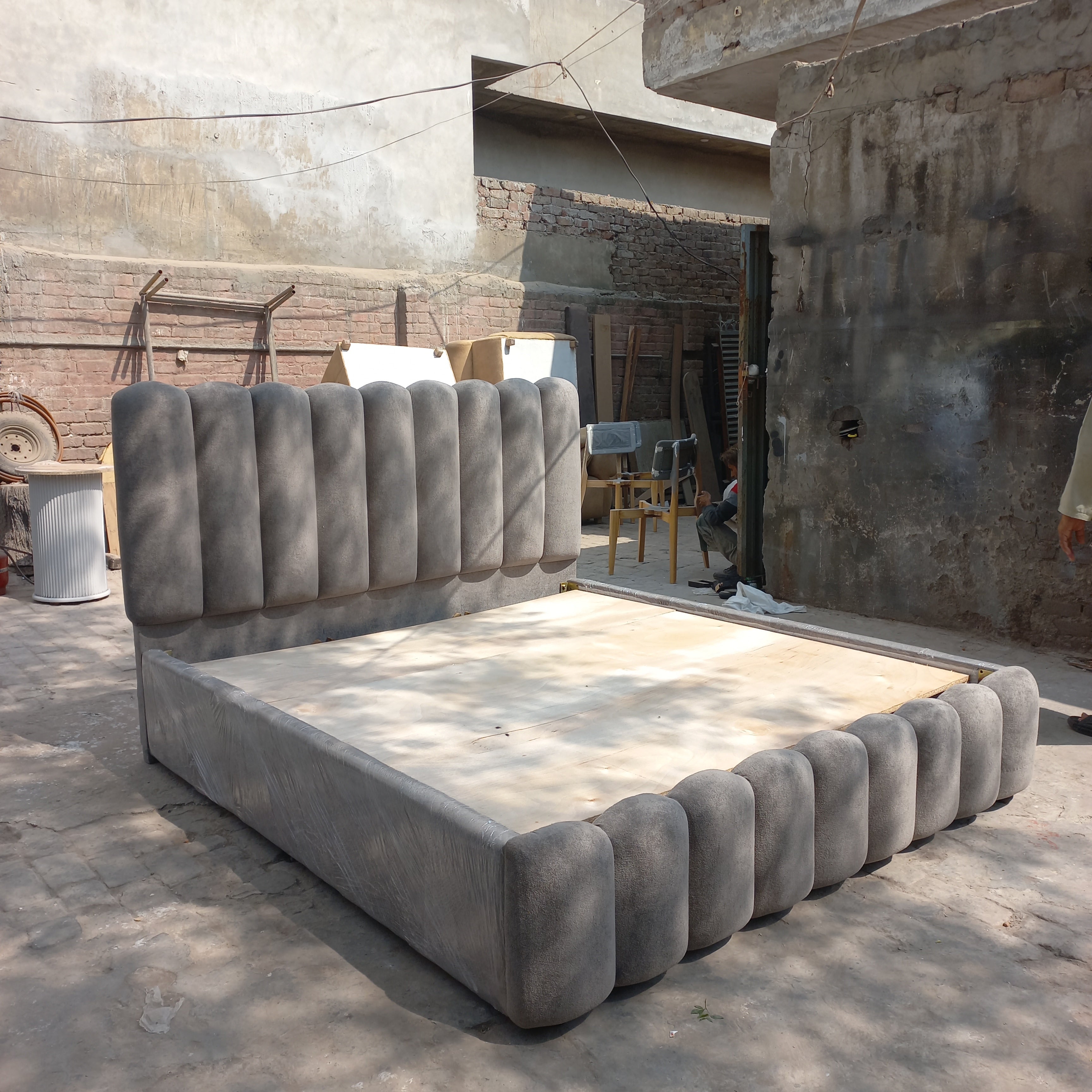 Lining bed with standard hiegth